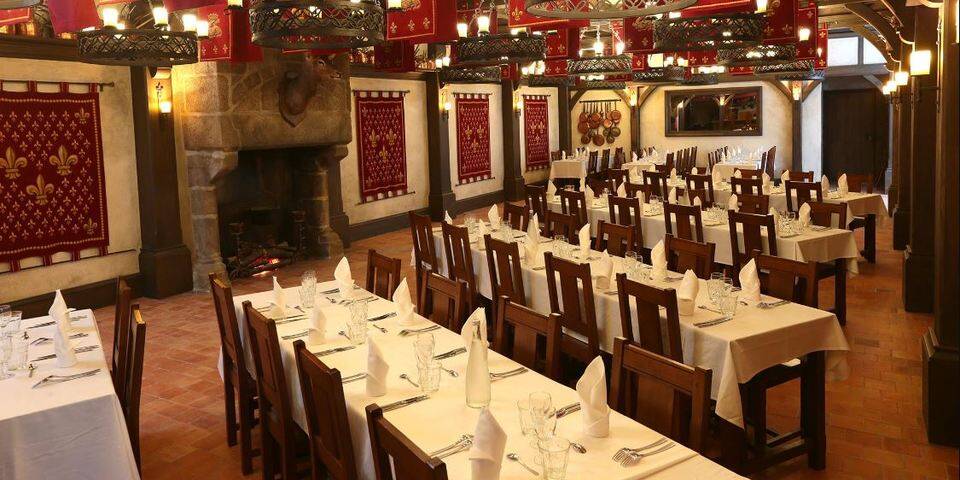 restaurant