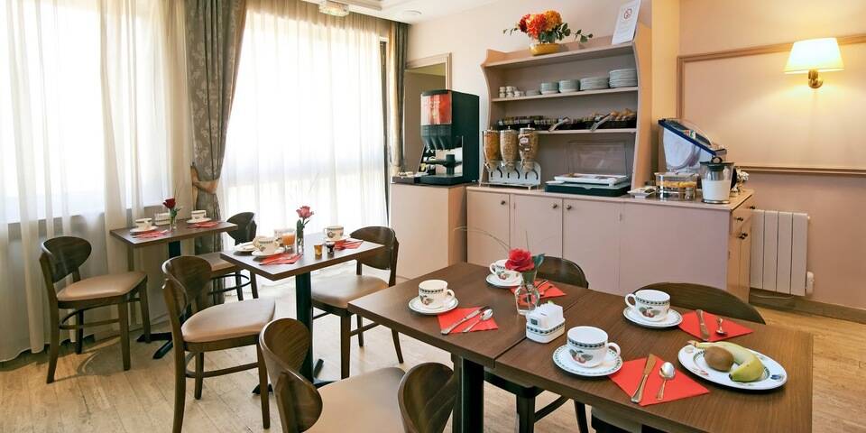 restaurant
