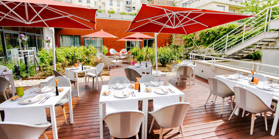 restaurant