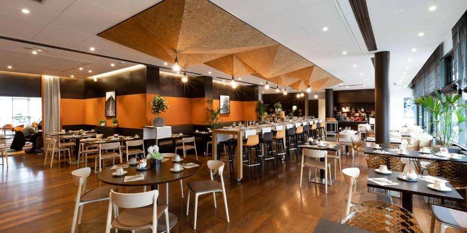 restaurant