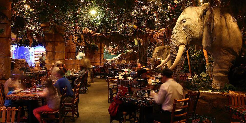 restaurant