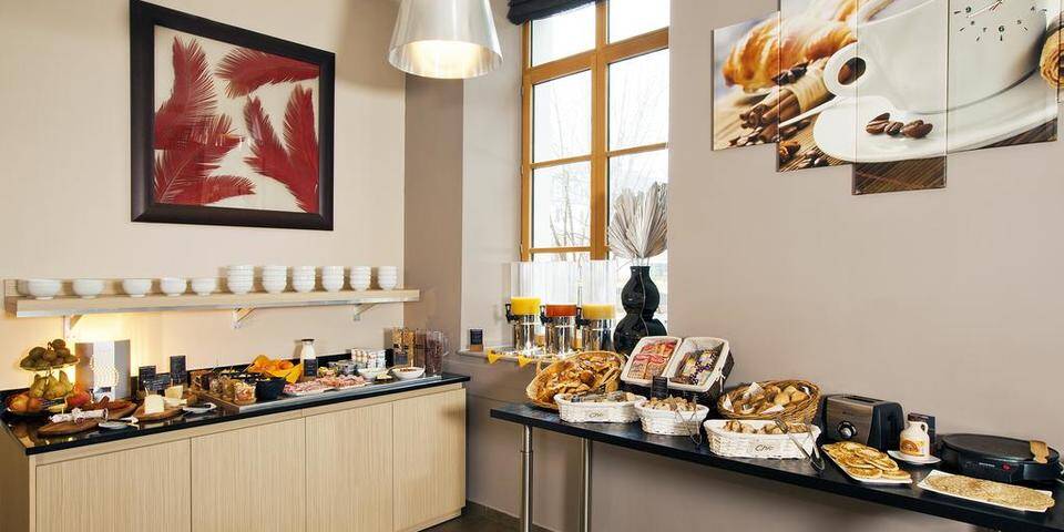 restaurant