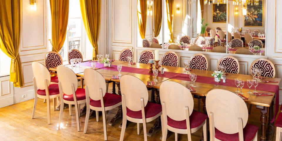 restaurant