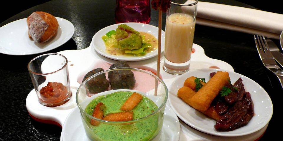 restaurant