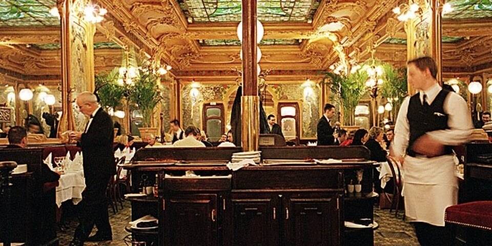 restaurant