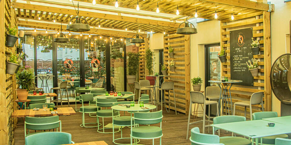 restaurant