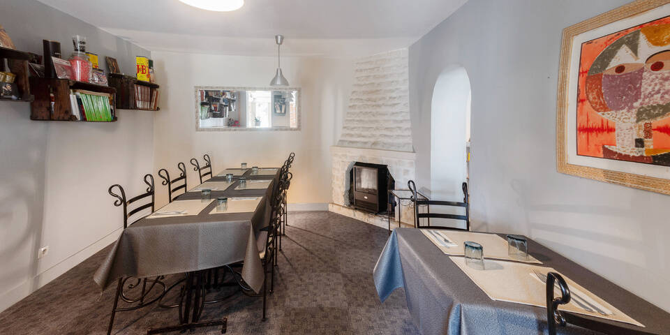 restaurant