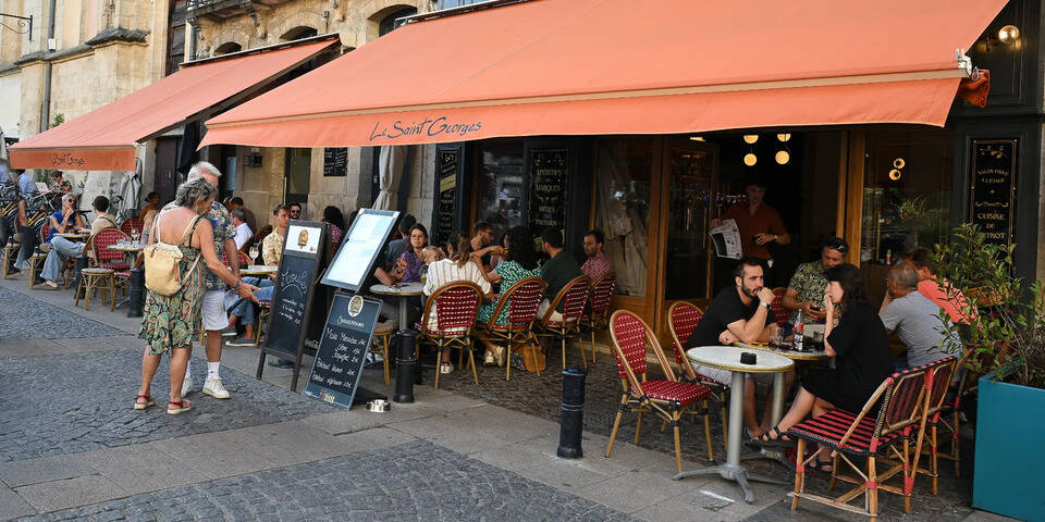 restaurant