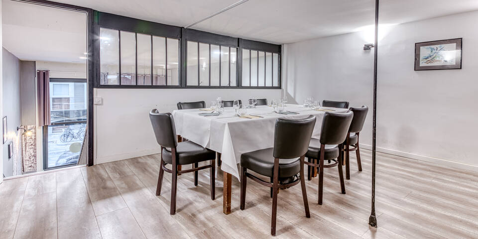 restaurant