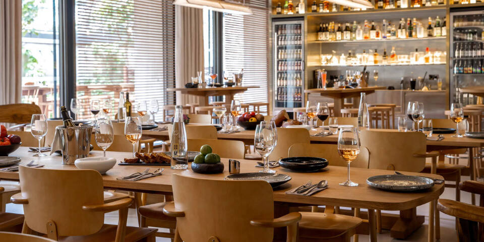 restaurant