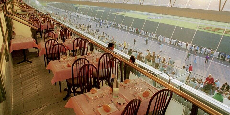 restaurant