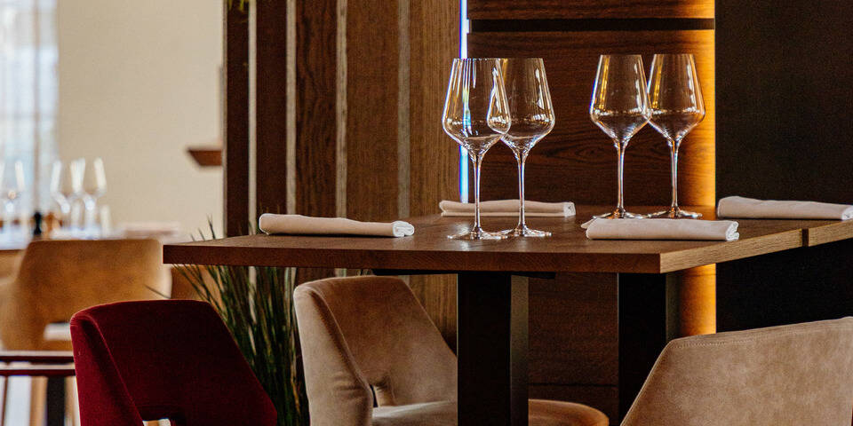 restaurant