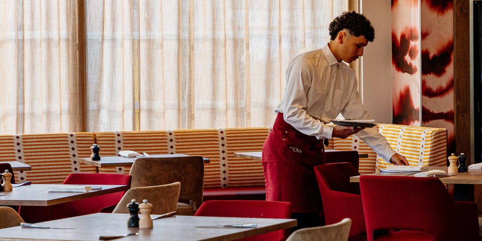 restaurant