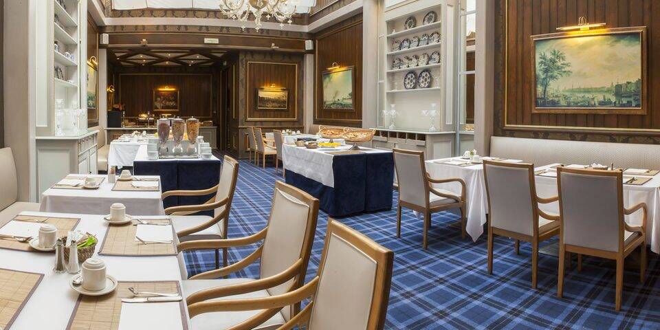 restaurant