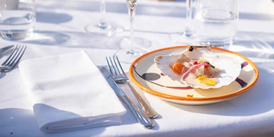 restaurant