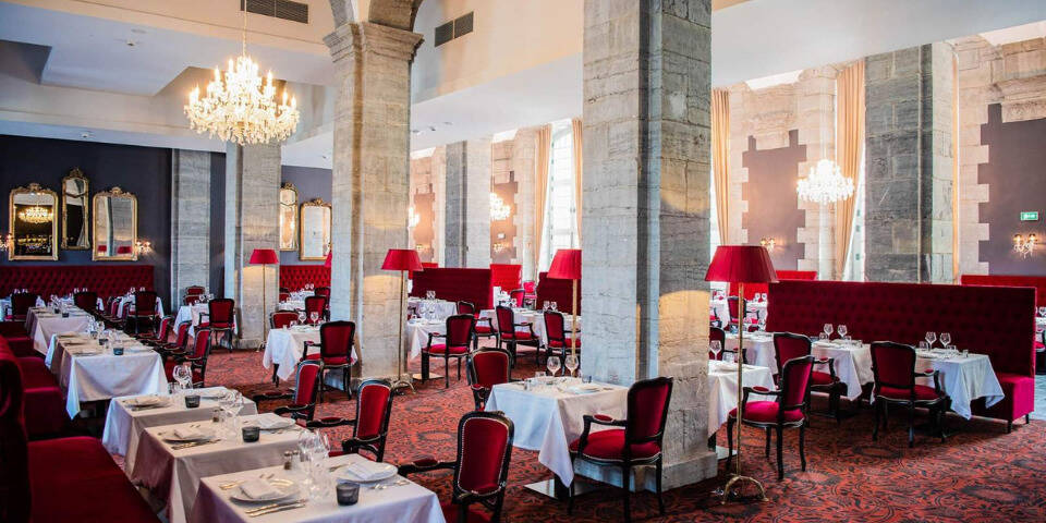 restaurant