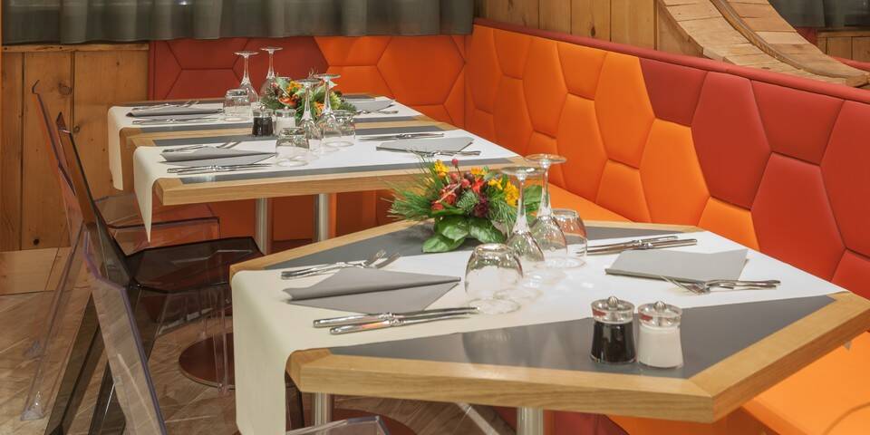restaurant