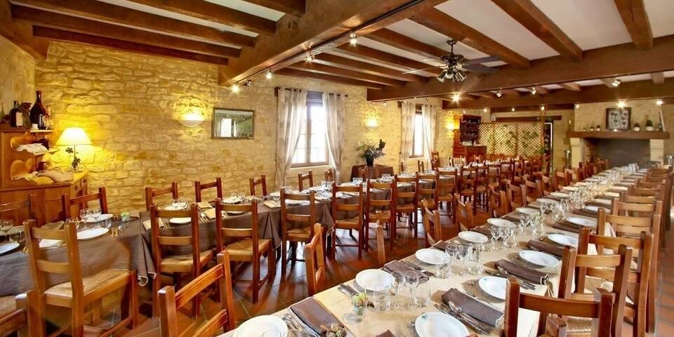 restaurant