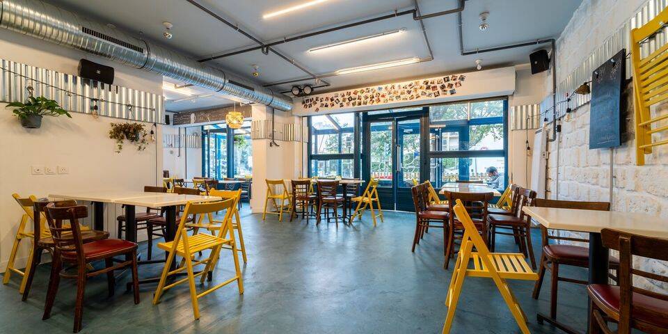 restaurant