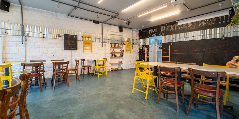 restaurant