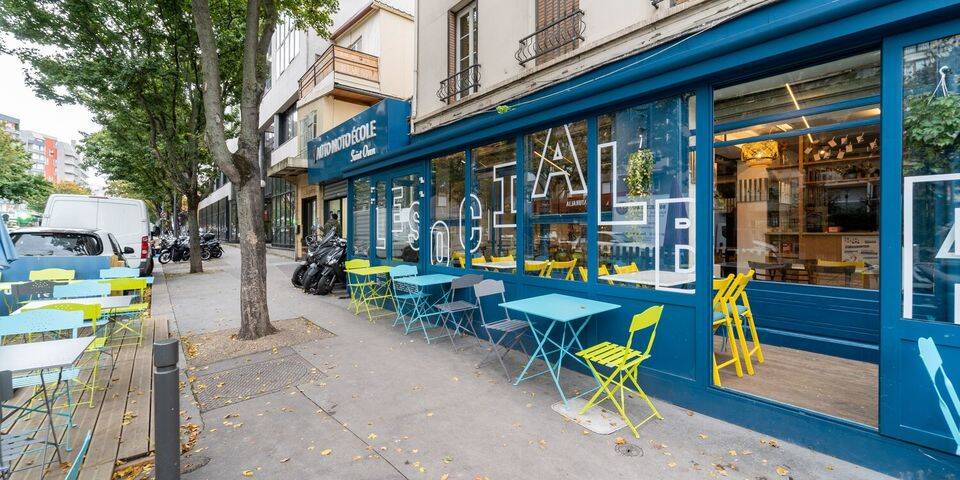 restaurant
