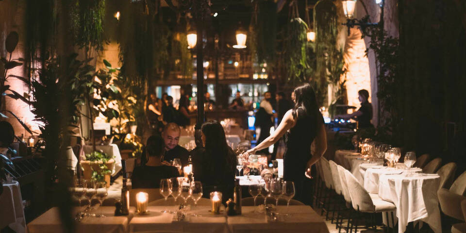 restaurant