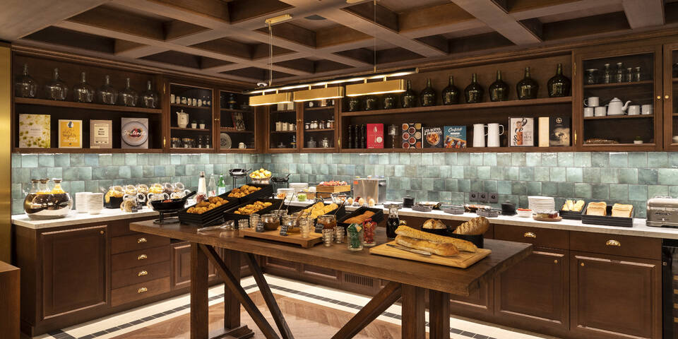 restaurant