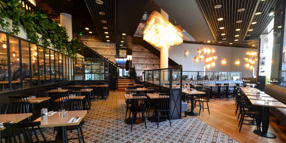 restaurant