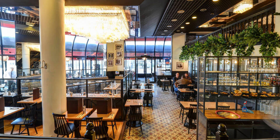 restaurant