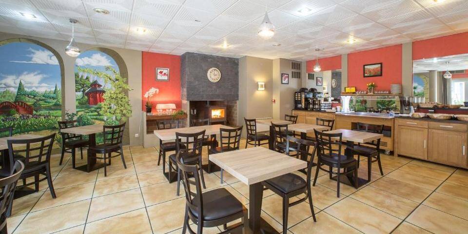 restaurant