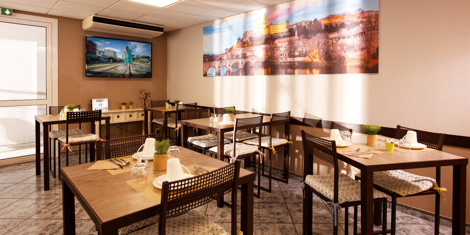 restaurant