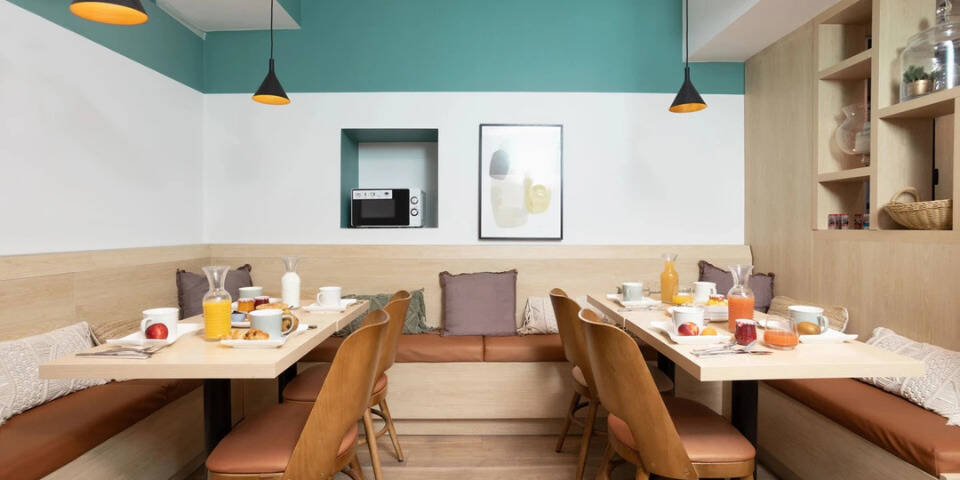 restaurant
