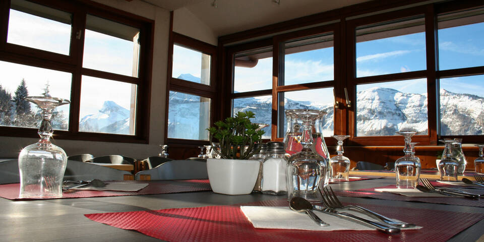 restaurant