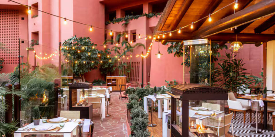 restaurant