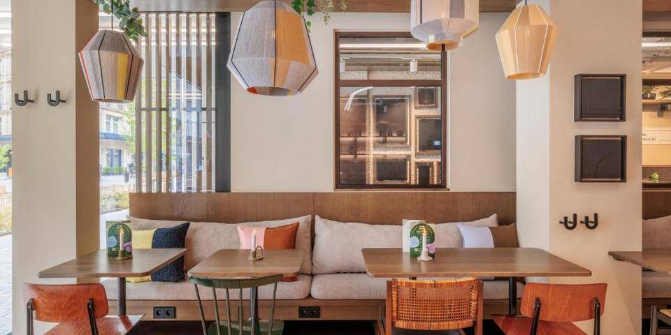 restaurant