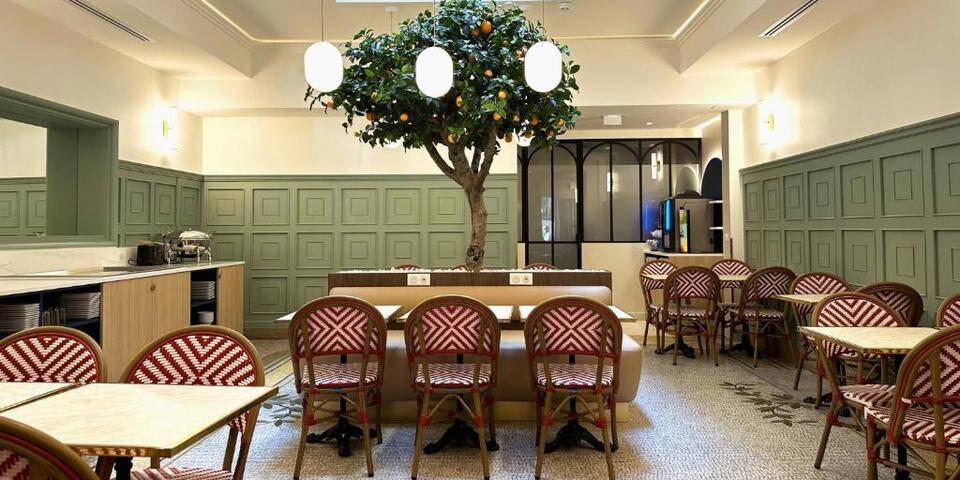 restaurant