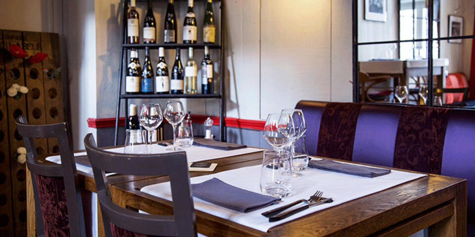 restaurant