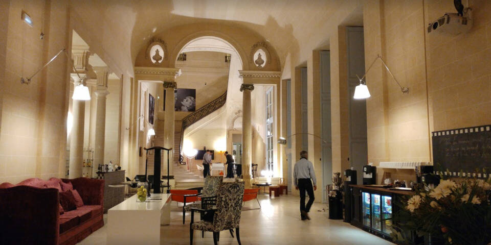 restaurant