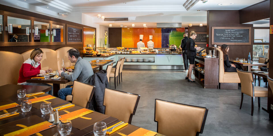 restaurant