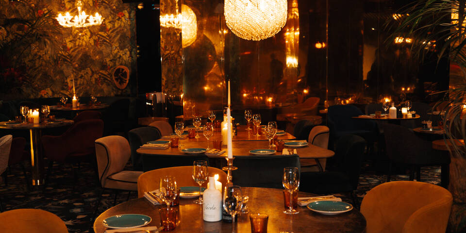 restaurant