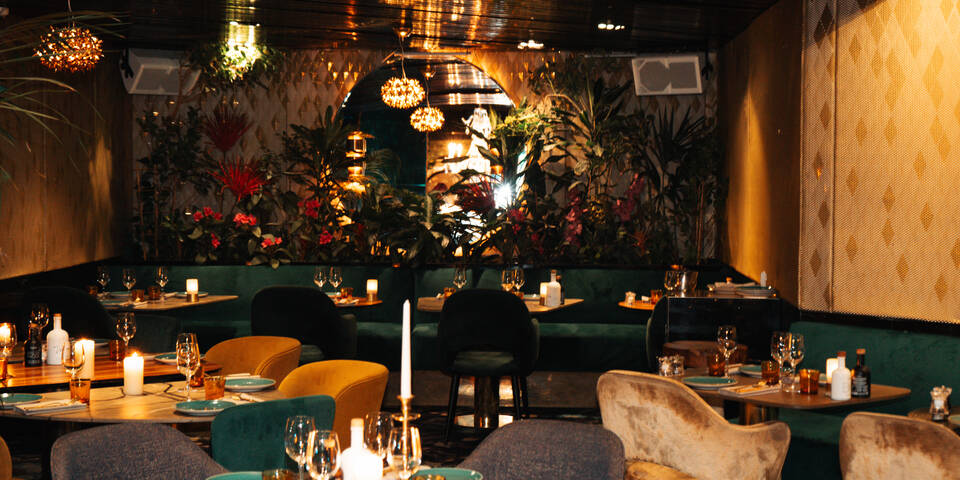 restaurant