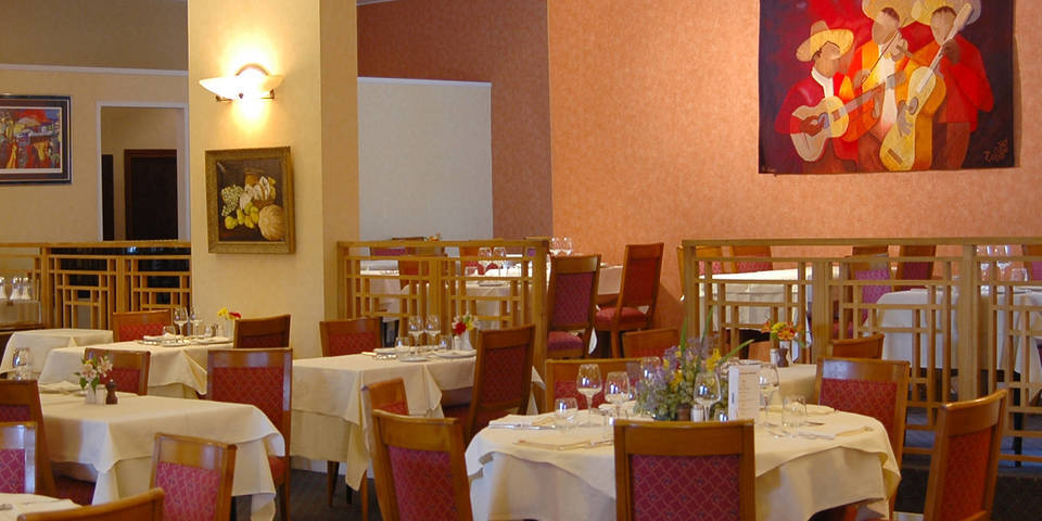 restaurant