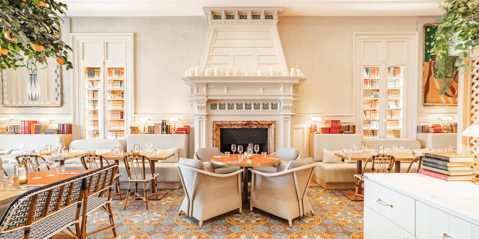 restaurant