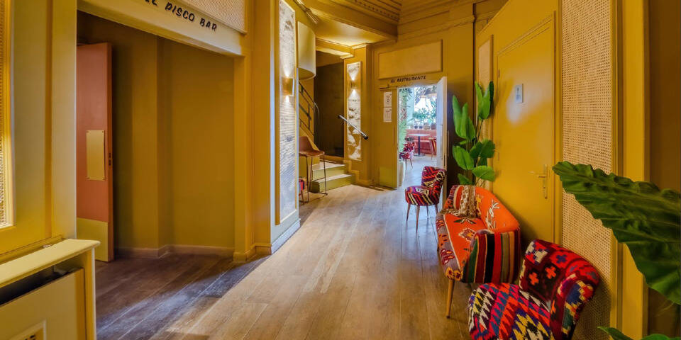 restaurant