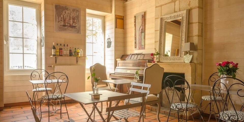 restaurant