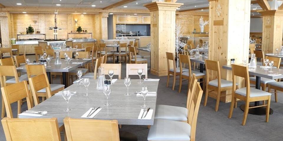 restaurant