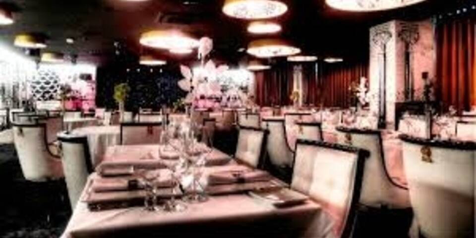 restaurant