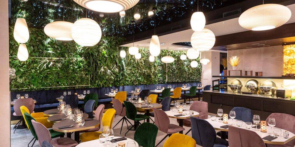 restaurant