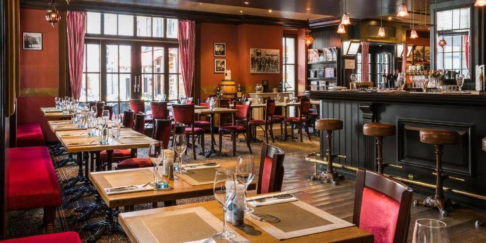 restaurant