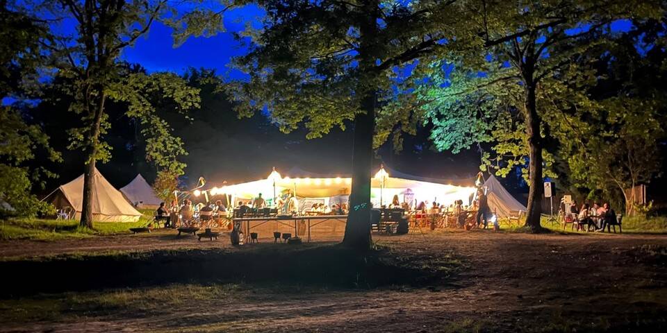 restaurant